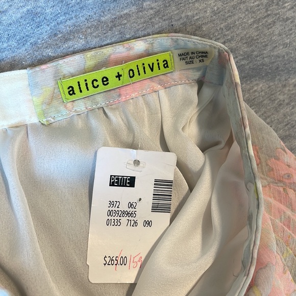 Alice + Olivia Pleated Chiffon Floral Watercolor Skirt - Picture 7 of 8